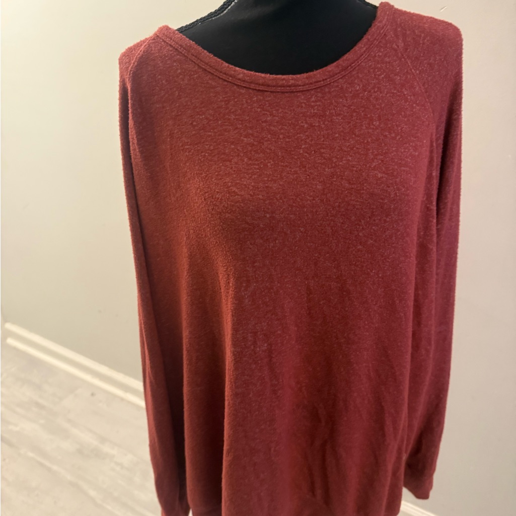 Buffalo David Bitton Women's Red Heathered Long Sleeve Sweater